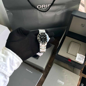 Oris Aquis Date Authentic Automatic Silver Blue Men’s Watch