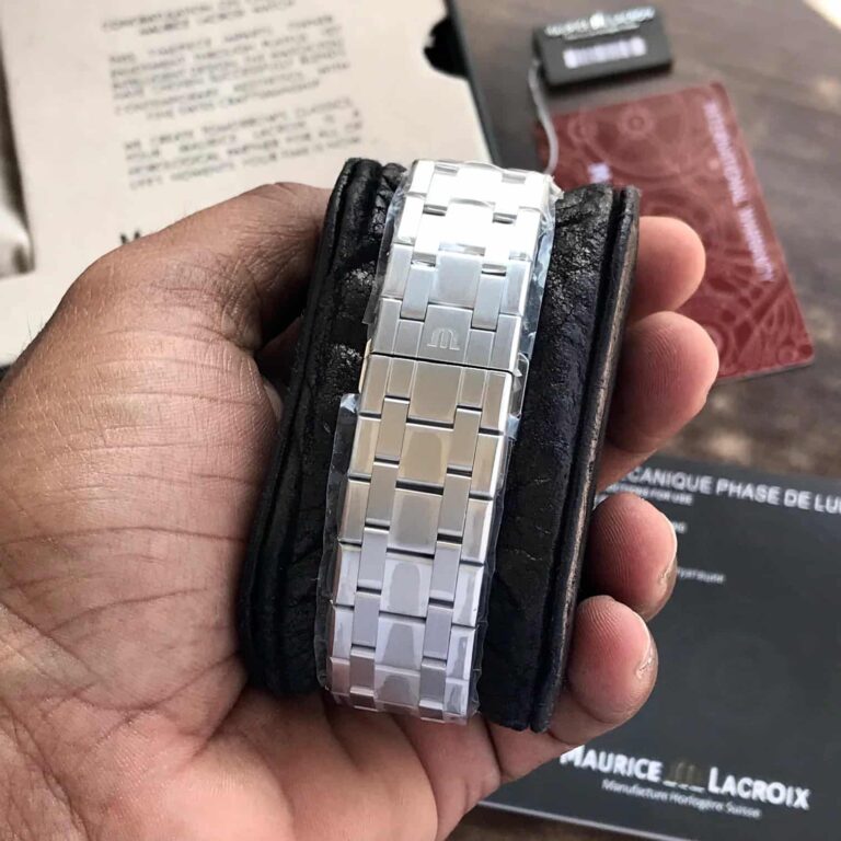 Maurice Lacroix Aikon Quartz 40mm Authentic Stainless Steel Black Dial