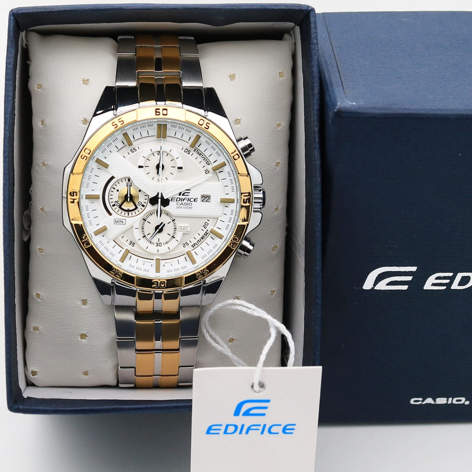 Casio Edifice Chronograph Watch With Multicolor Stainless steel Strap With Multiple Dial To World Times Men's Watch White And Gold CaseEFR-547sg-7a9 EFR-887