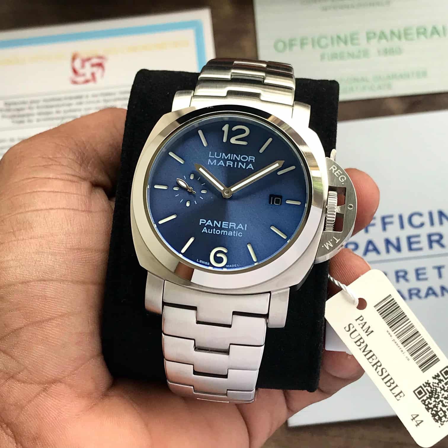 Panerai Luminor Marina Specchio Blu Swiss Automatic Mens Watch — zoomed view