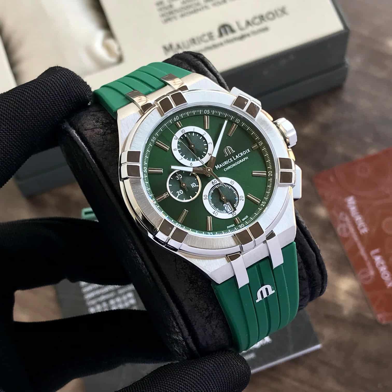Maurice Lacroix Aikon Quartz Chronograph Green Authentic Mens Watch