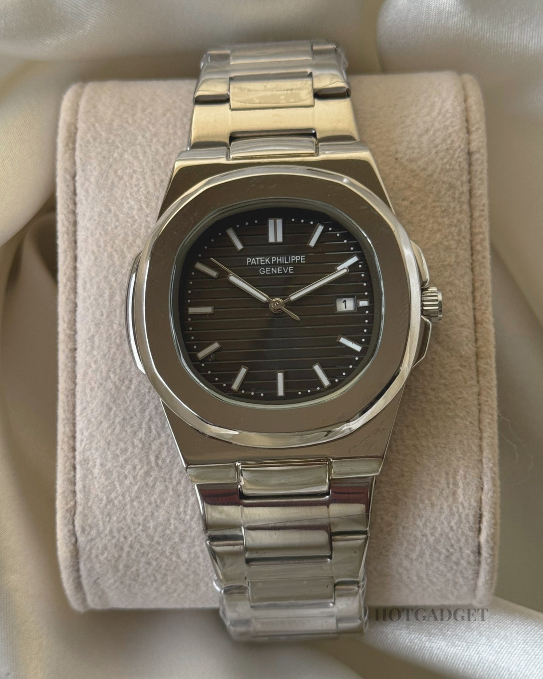 Patek Philippe Nautilus — zoomed view