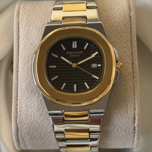Patek Philippe Nautilus - (Analog Watch)