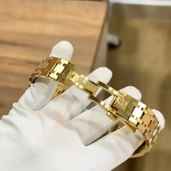 Automatic Men's Chronograph Watch with 7AA AP Apigeut Royal Oak SELFWINDING Movement — zoomed view