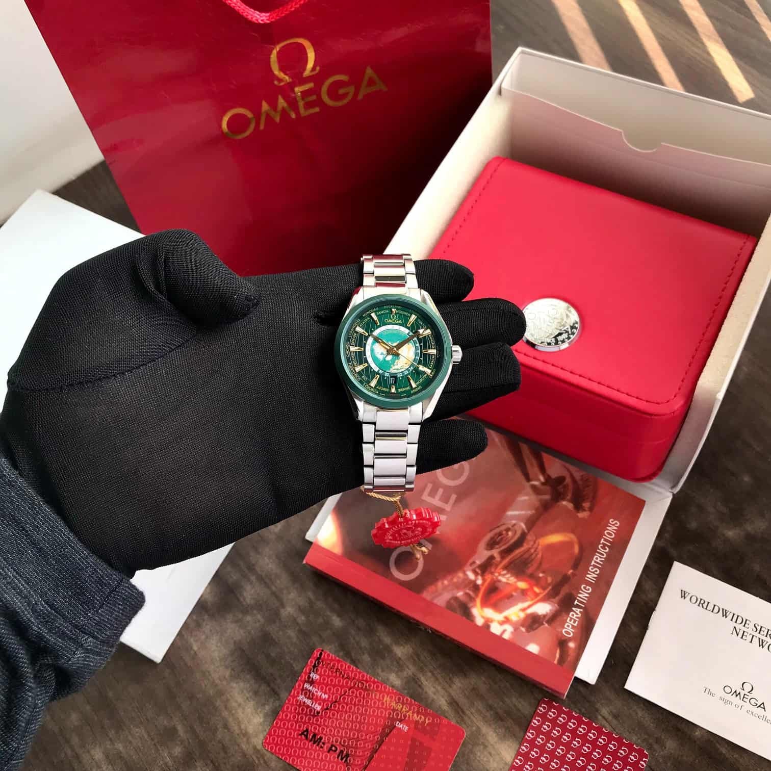 Omega Aqua Terra 150M Co-Axial Master Chronometer GMT Worldtimer 43 mm Mens Watch