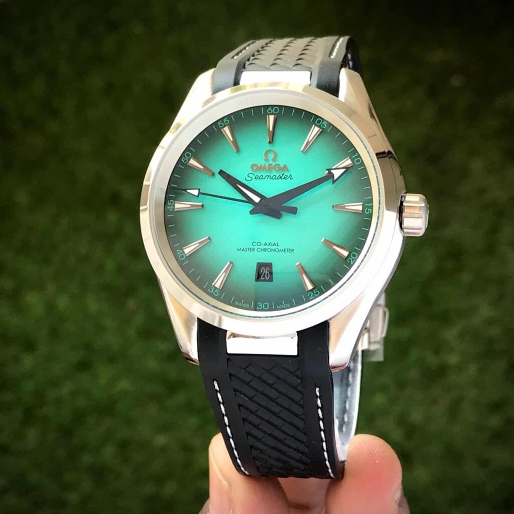 Omega Seamaster Aqua Terra Turquoise Dial Black Rubber Strap Automatic Mens Watch — zoomed view