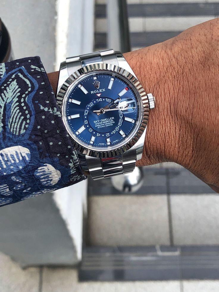 Rolex SkyDweller Silver Blue Dial Oyster Chain Belt Automatic Men’s Watch — zoomed view