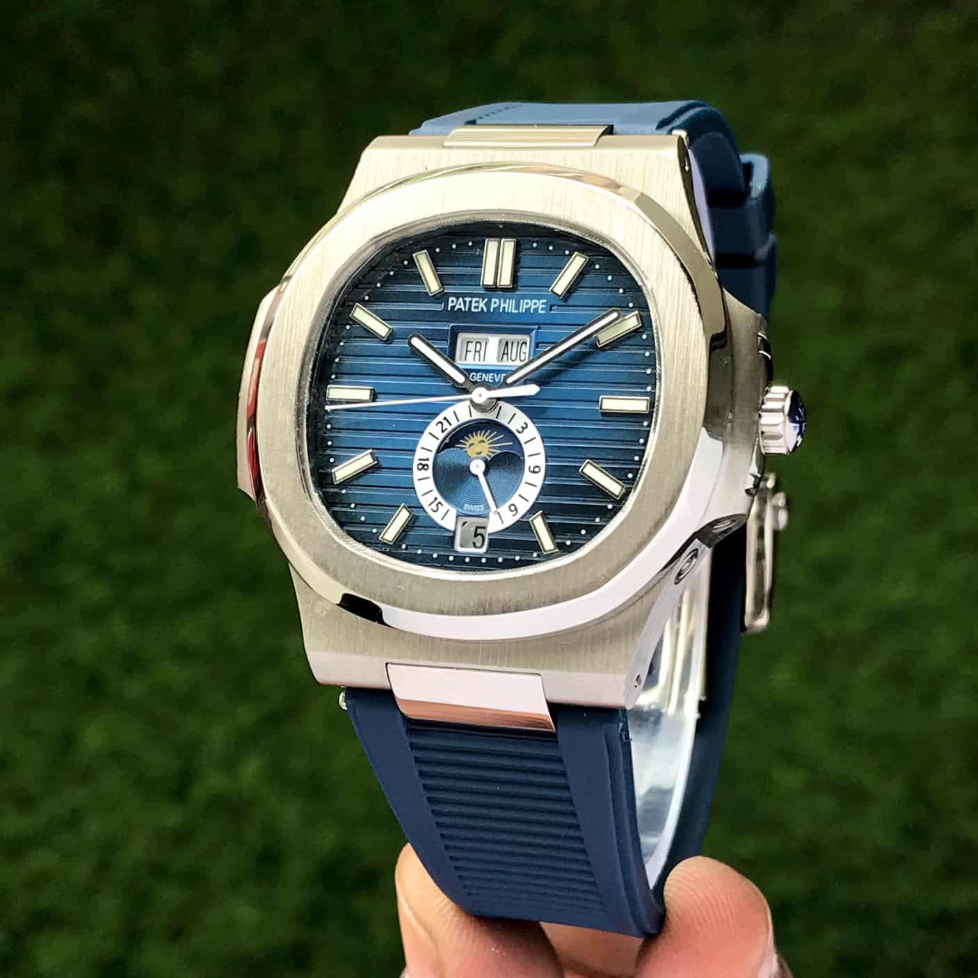 Patek Philippe Nautilus Chronograph’s Automatic Mens Watch — zoomed view
