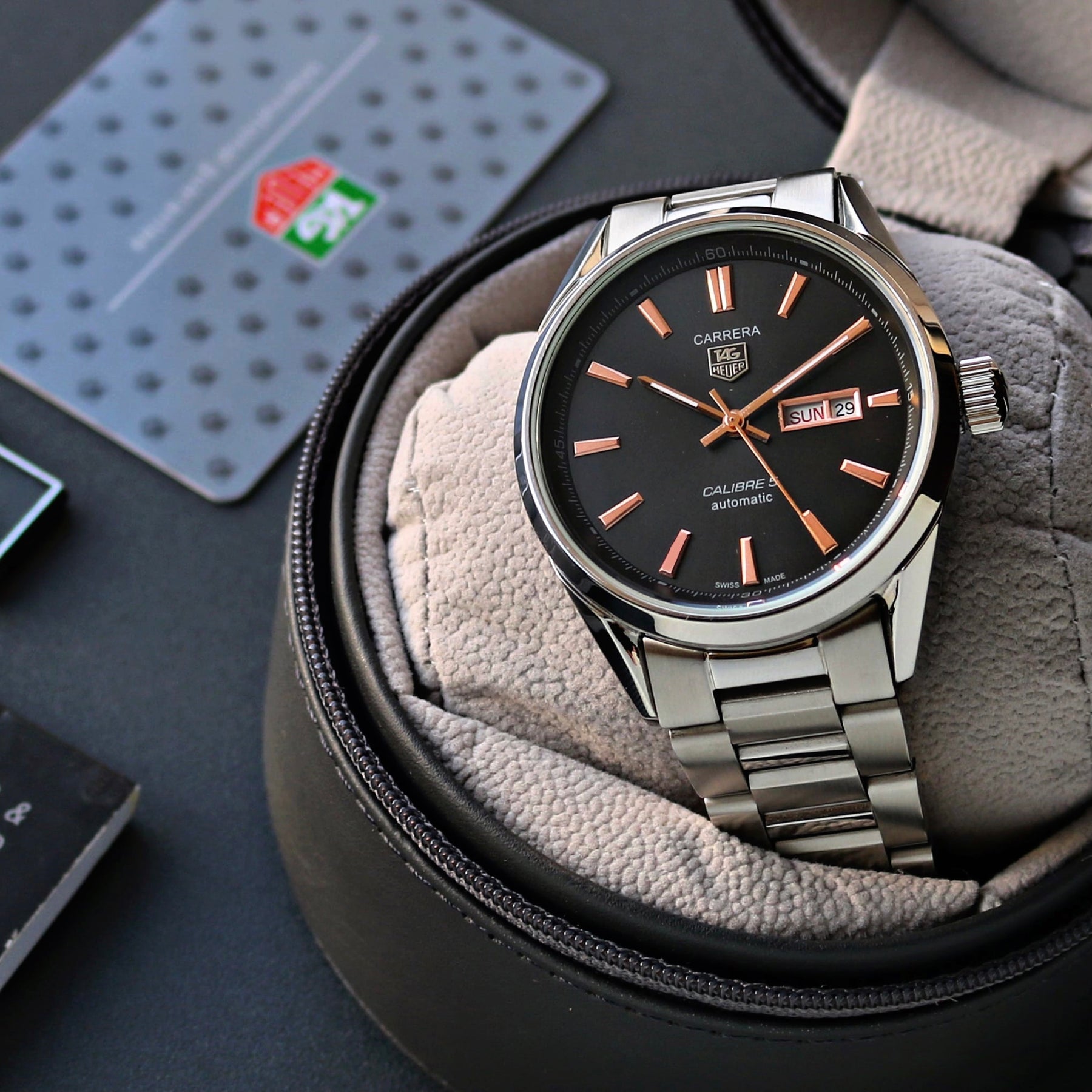 CARRERA CALIBRE 5 DAY DATE STAINLESS STEEL — zoomed view