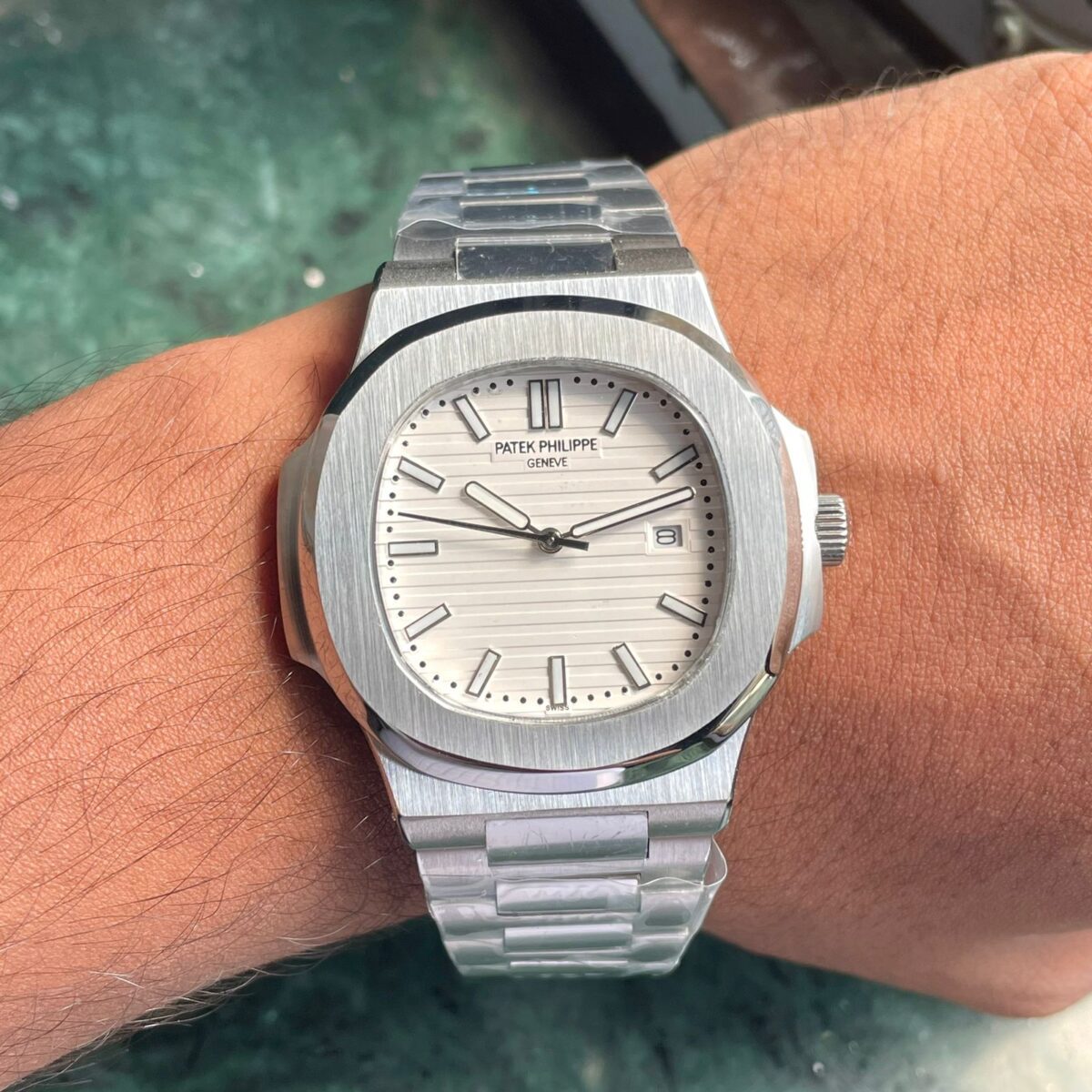 patek philippe Sliver Nautilus — zoomed view