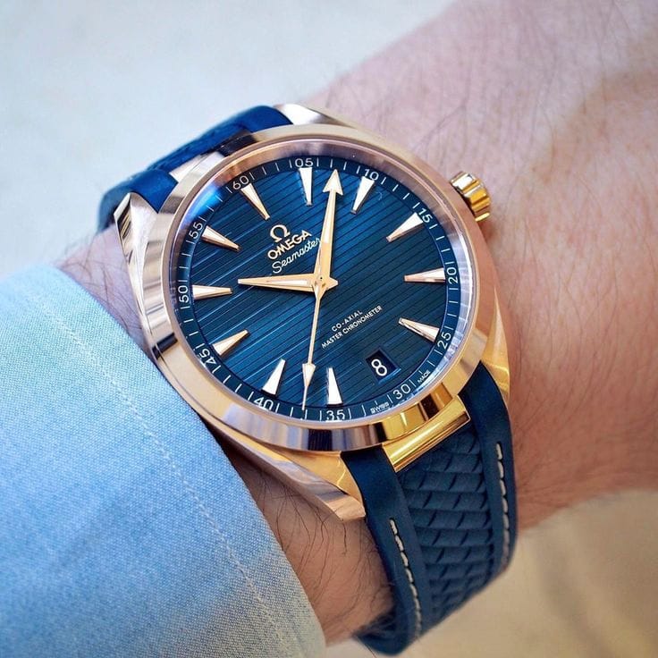 Omega Seamaster Aqua Terra — zoomed view