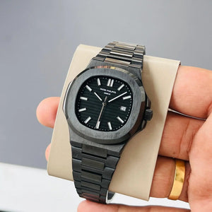 Patek Philippe Nautilus Quartz Men’s Watch