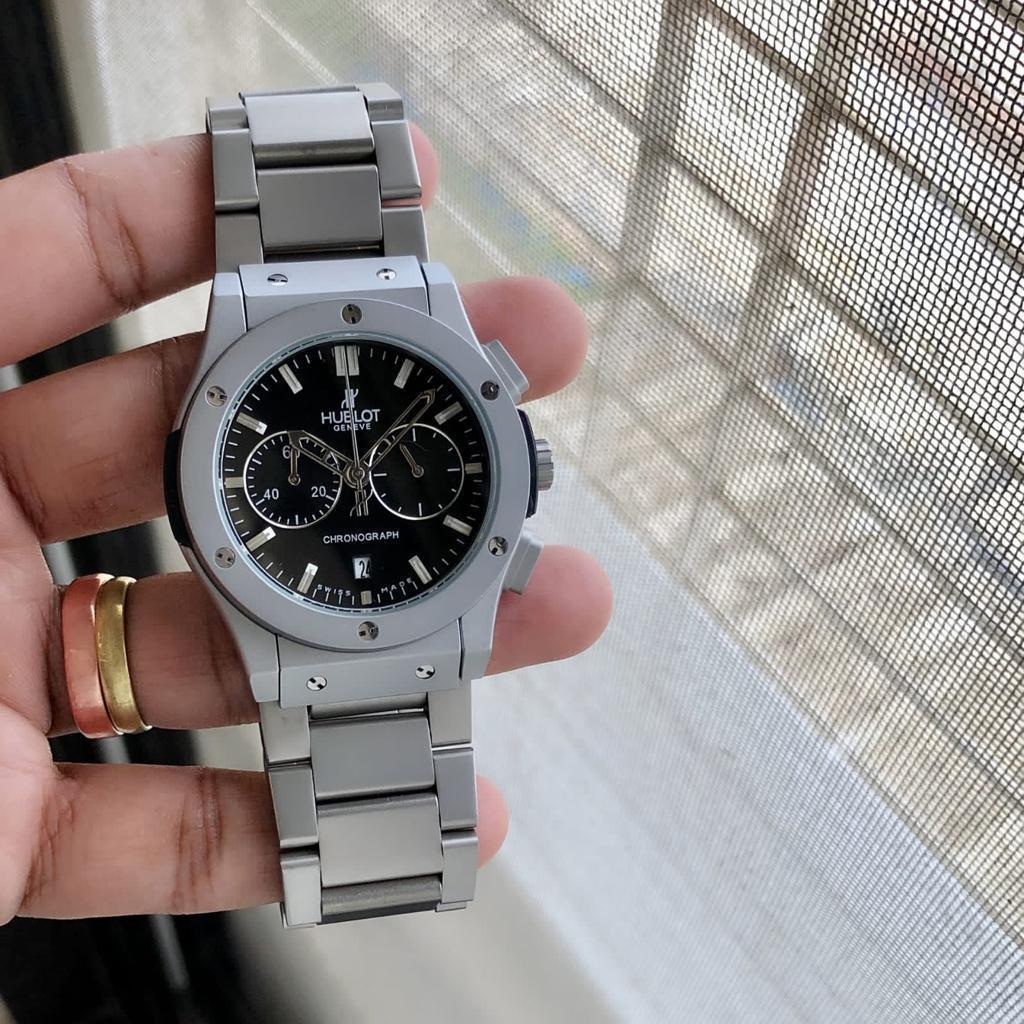 Hublot Classic Fusion Chronograph Titanium...genuine image Hublot Hublot Classic Fusion Chronograph Titanium Bracelet 520.NX.1170.NX — zoomed view