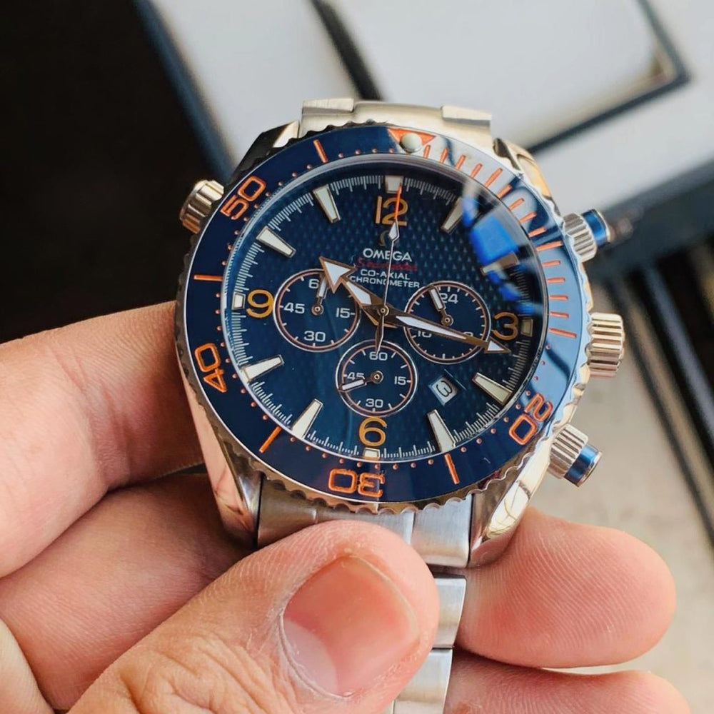 OMEGA Seamaster planet ocean Co-axial master chronometer