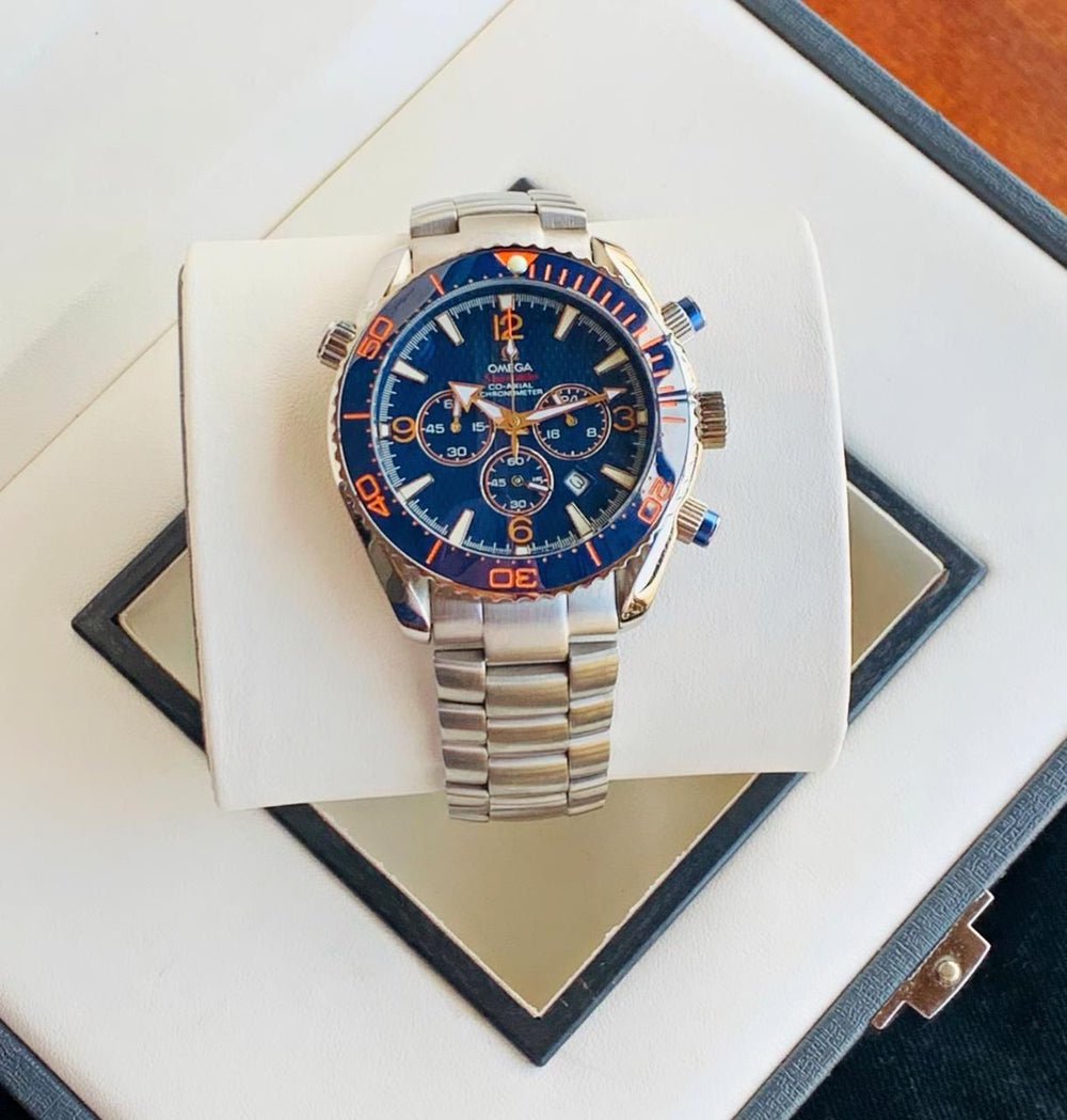OMEGA Seamaster planet ocean Co-axial master chronometer