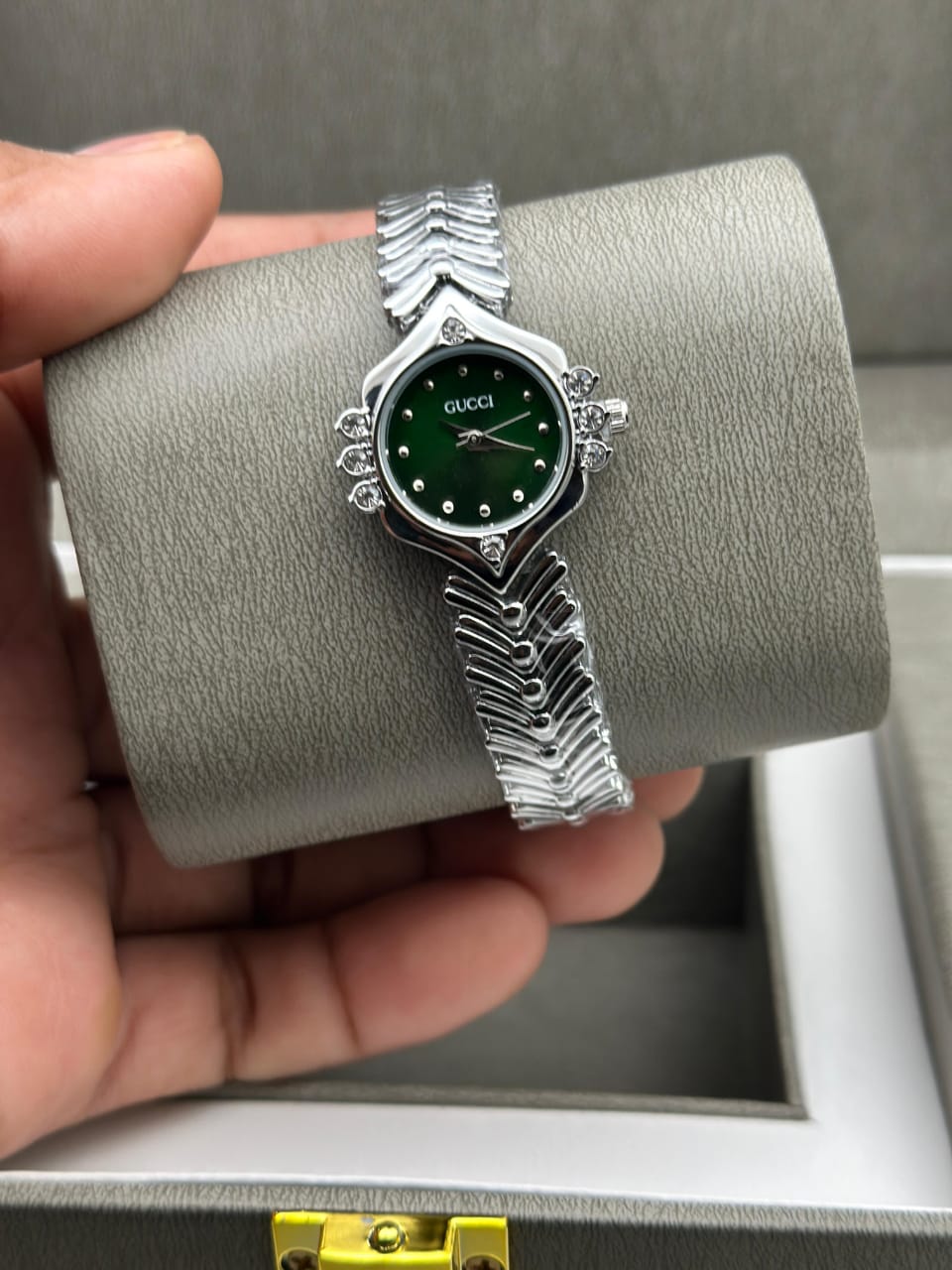 First Copy Replica 7A Gucci Ladies Watches For Her