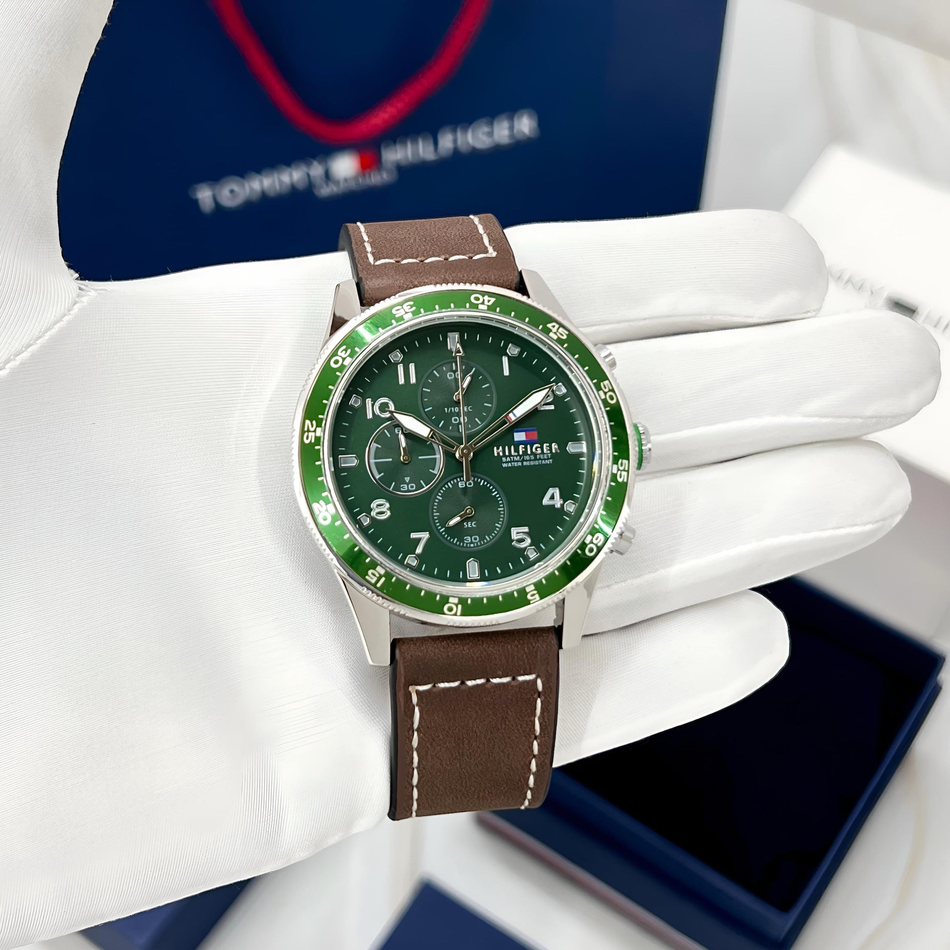 Tommy Hilfiger Men's Analog Collection