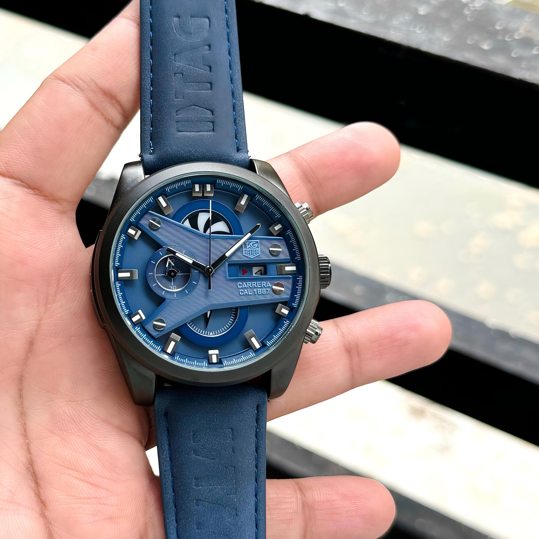 Tag Heuer Carrera CR7 exclusive blue Live Hands-On 🤩 💙 — zoomed view