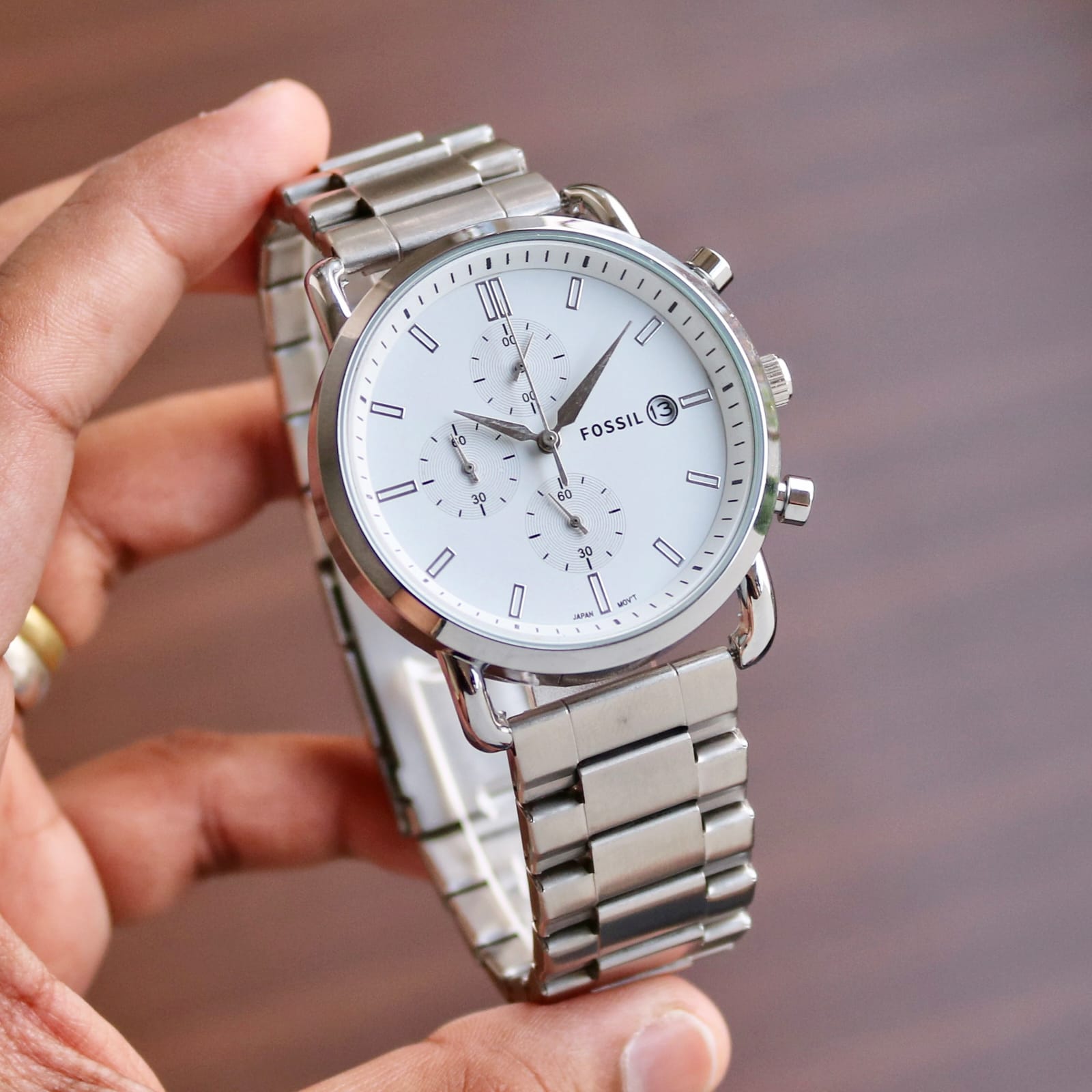 Chronograph Mens watch – All Function Working model (White Dial Silver Strap) — zoomed view