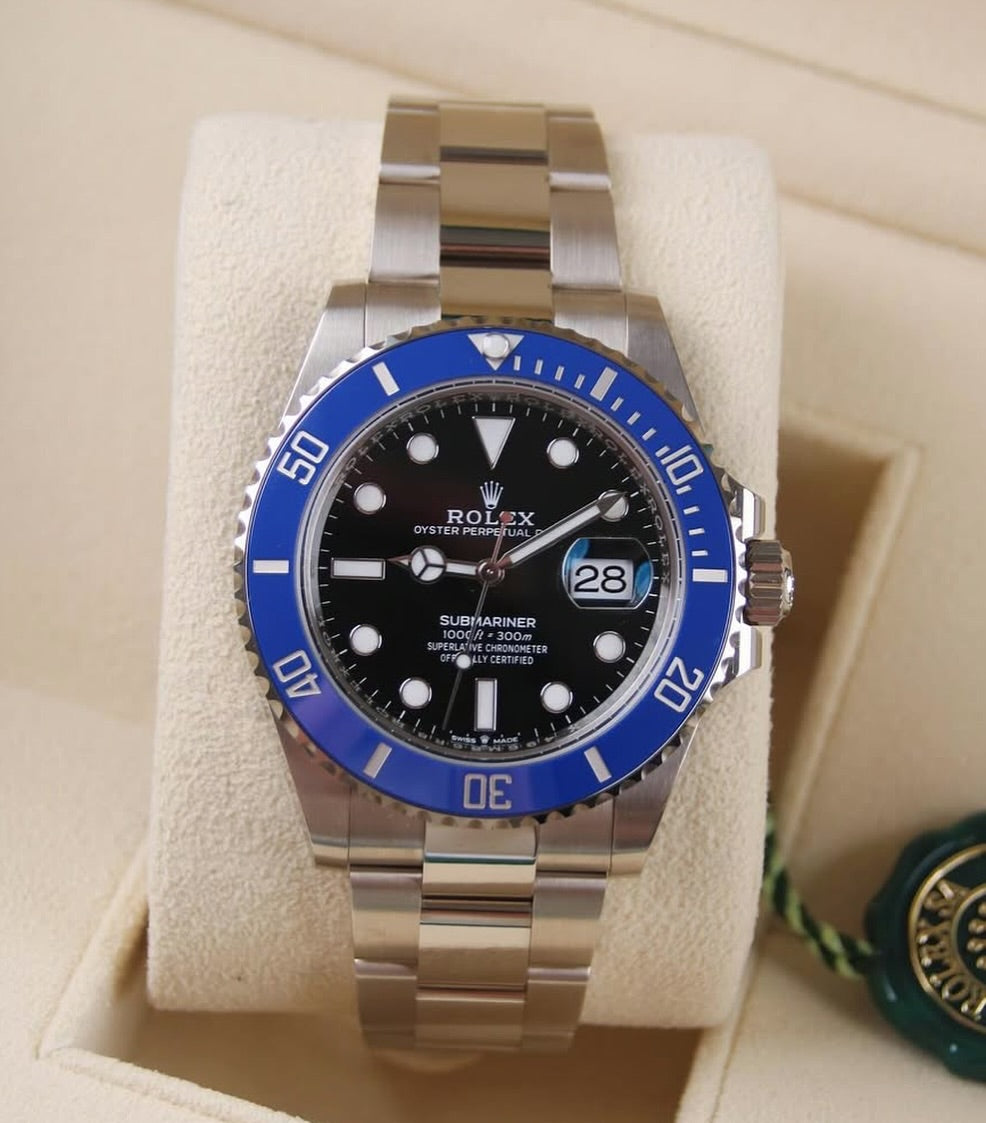 Rolex Submariner Black Dial with Blue rotating bezel