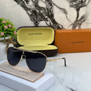 LOUIS VUITTON Sunglass Unisex Model