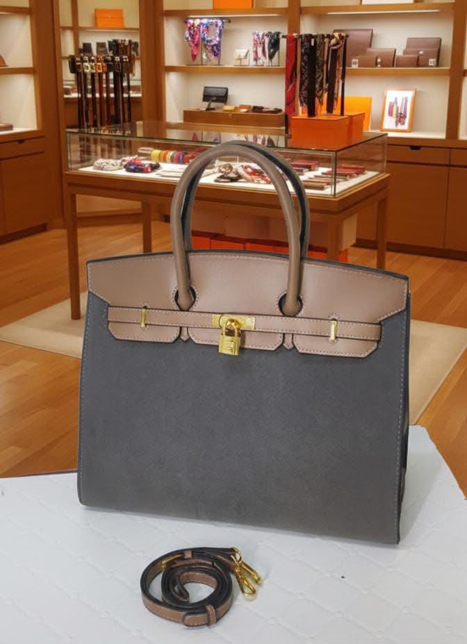 Hermès Birkin bag — zoomed view