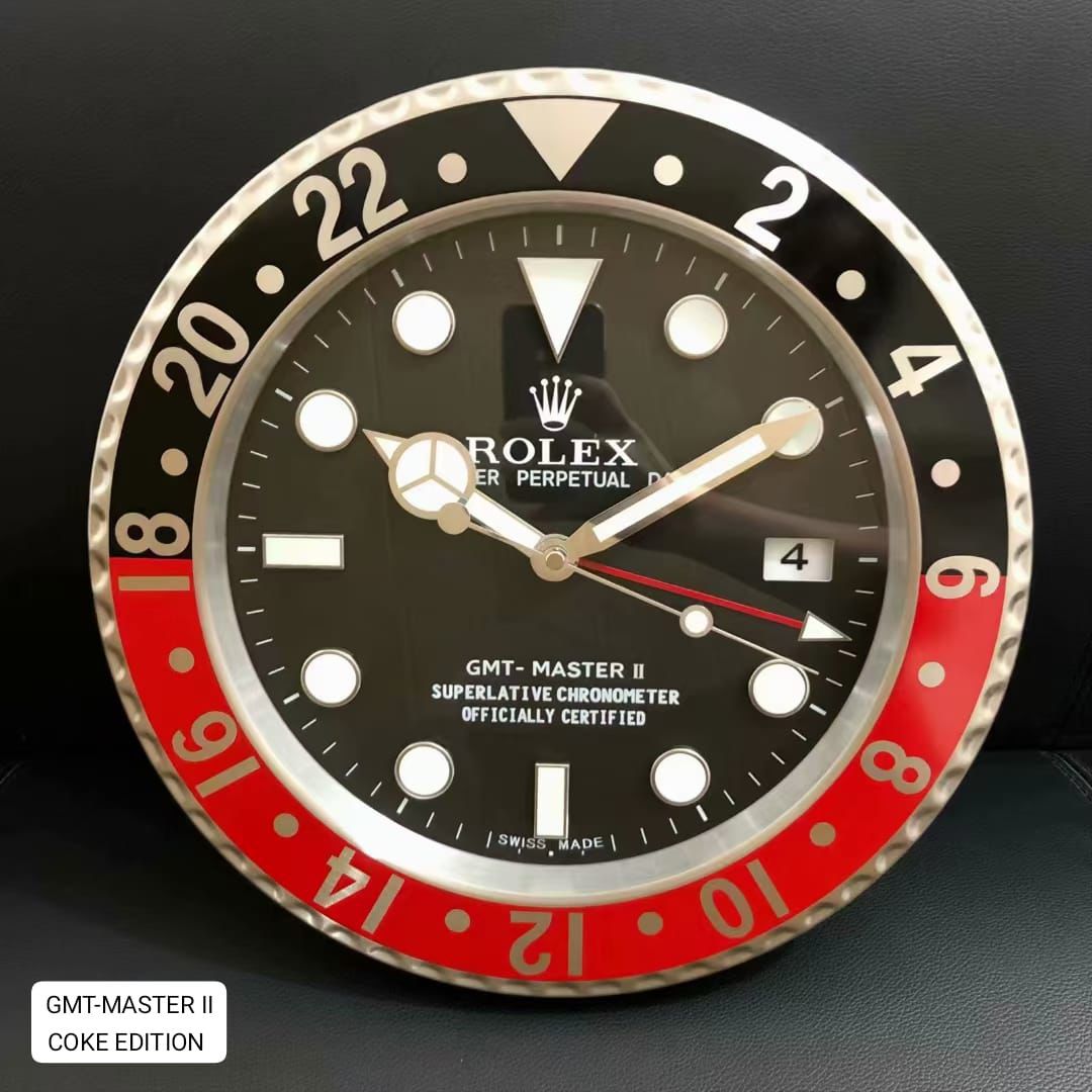 FunkyTradition Luxury Green Submariner Stainless Steel Wall Clock — zoomed view