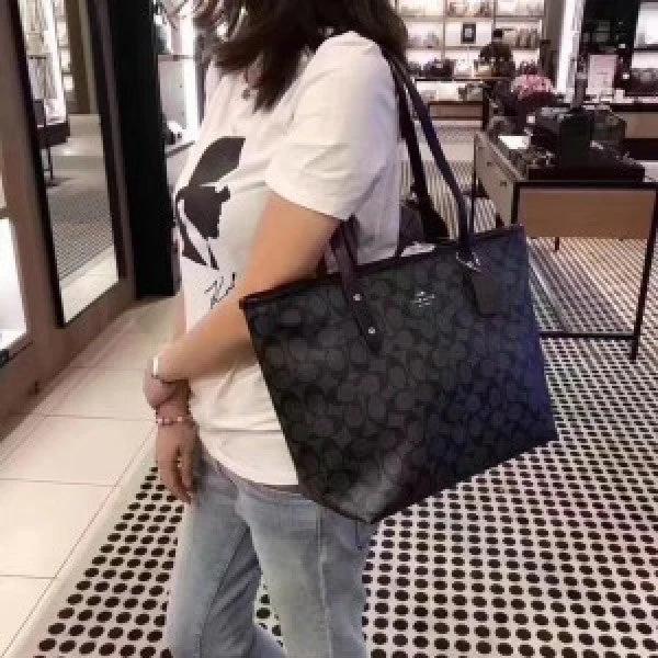 Coach Signature City Tote — zoomed view