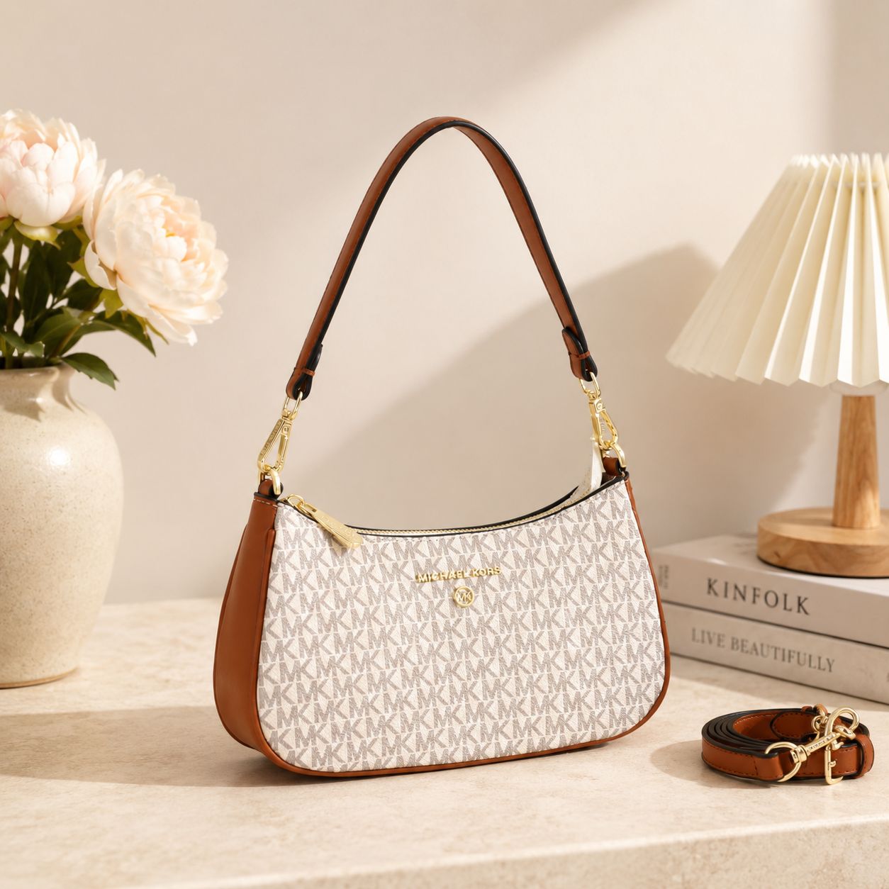 MICHAEL KORS MK monogram pattern,