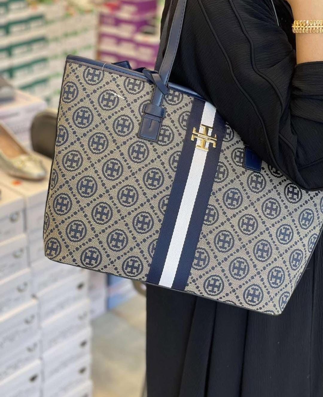 Tote bag — zoomed view