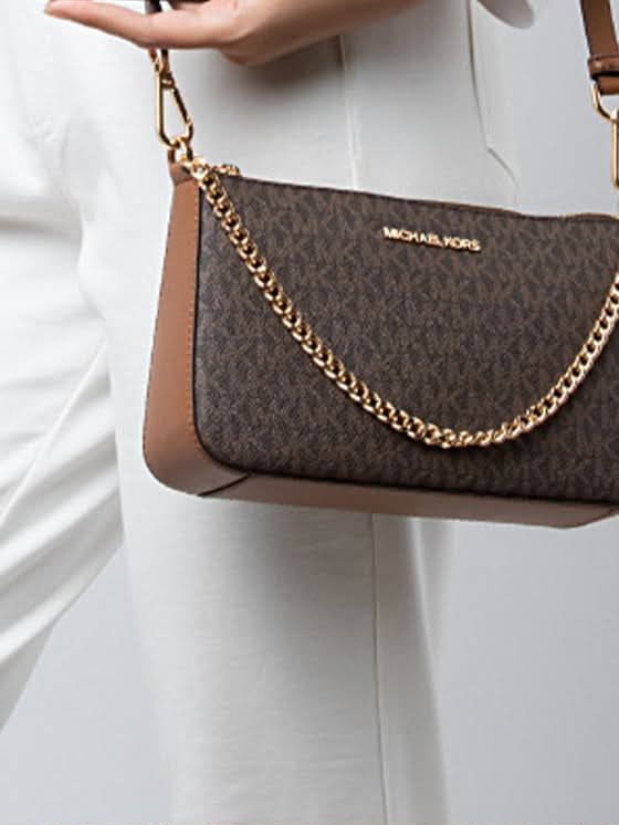 Michael Kors Jet Set Medium Signature Logo