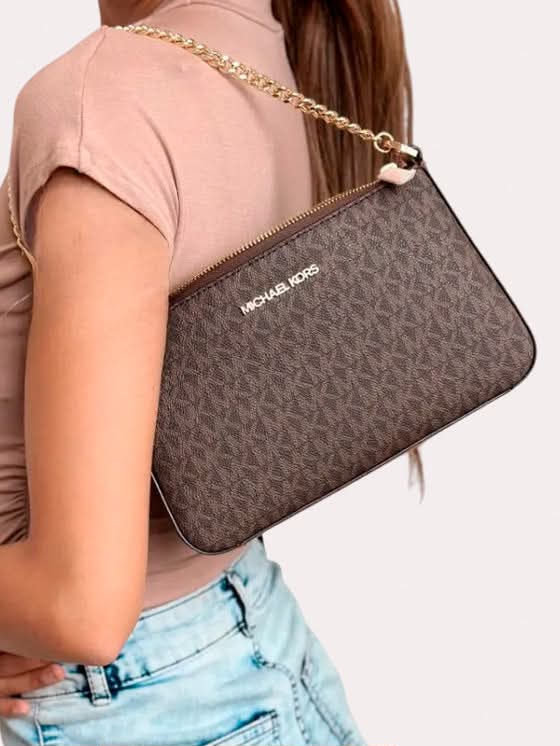 Michael Kors Jet Set Medium Signature Logo