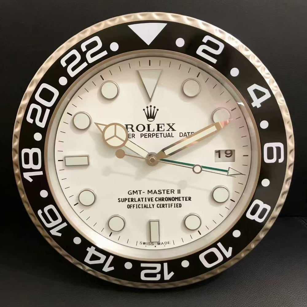 FunkyTradition Luxury Green Submariner Stainless Steel Wall Clock