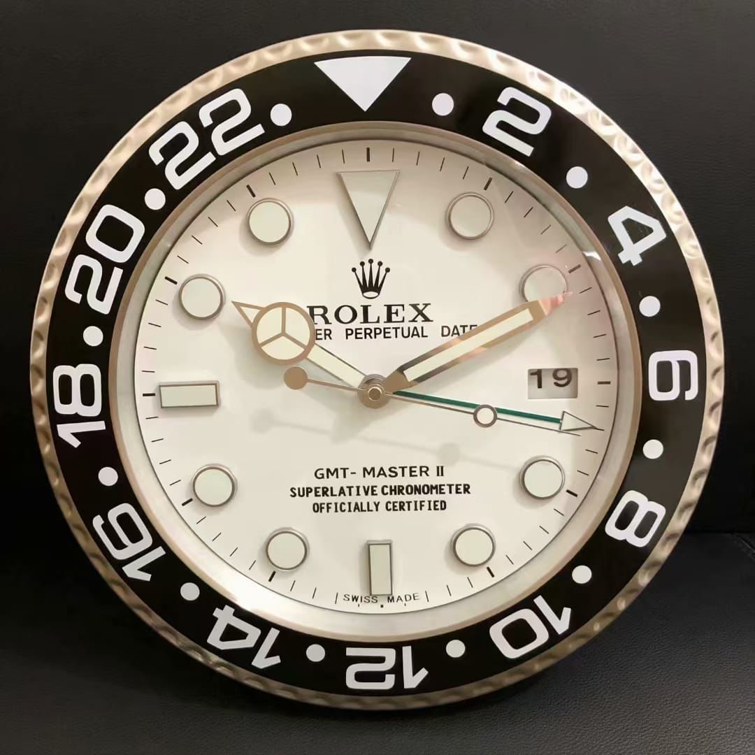 FunkyTradition Luxury Green Submariner Stainless Steel Wall Clock