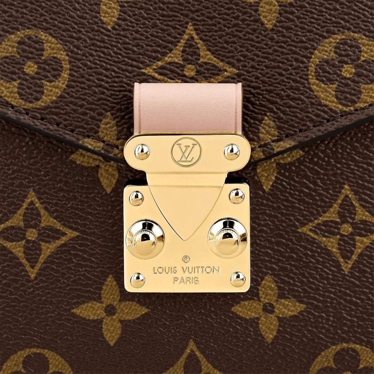 Louis Vuitton Pochette Métis bag