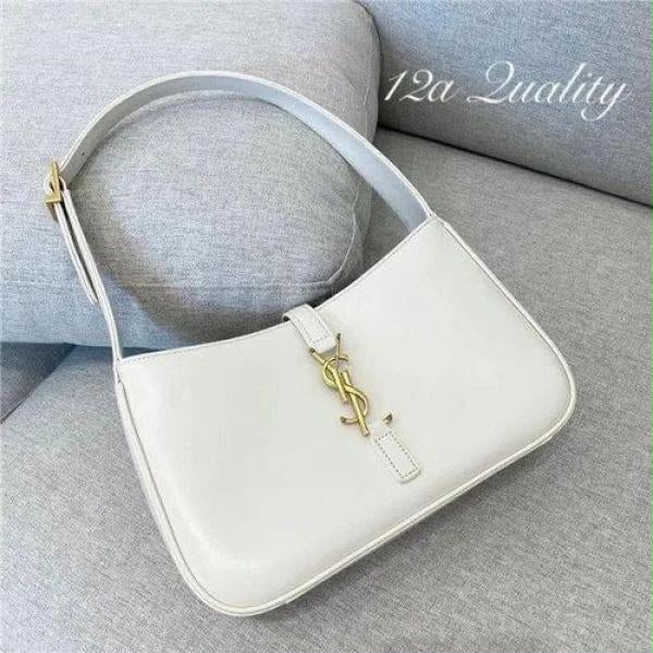 Saint Laurent Le 5 à 7 hobo bag