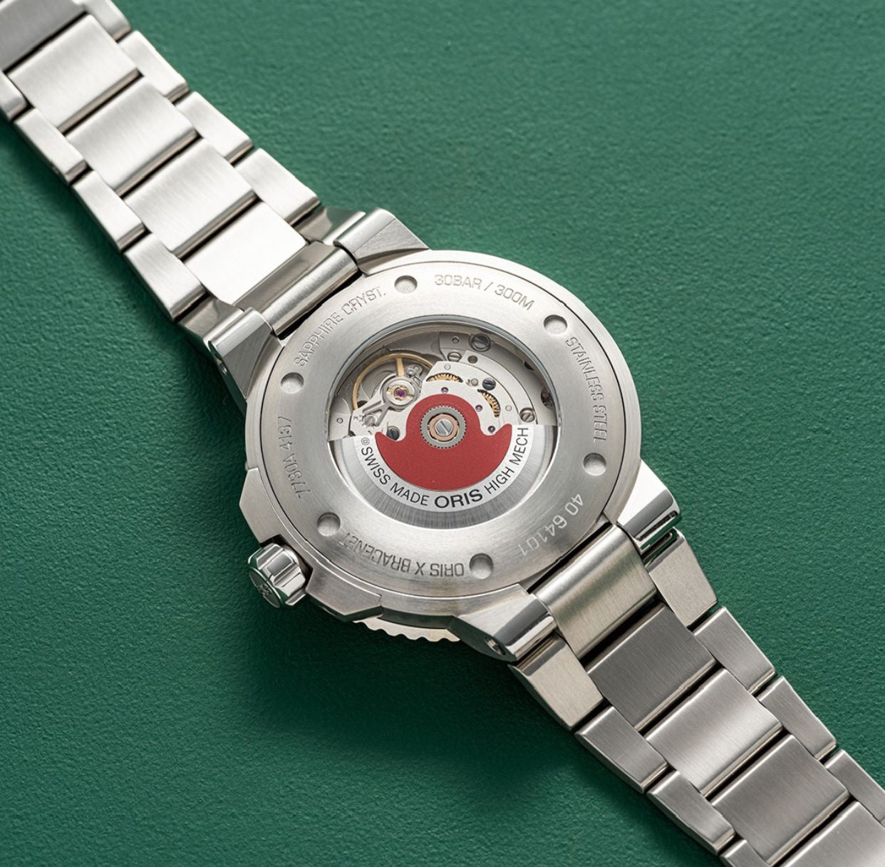 Oris Aquis Date Authentic Silver Green Dial Automatic Mens Watch