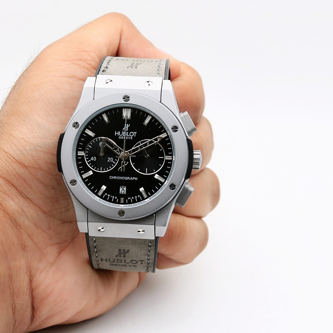HUBLOT WATCH | Heavy Steel Quality — zoomed view