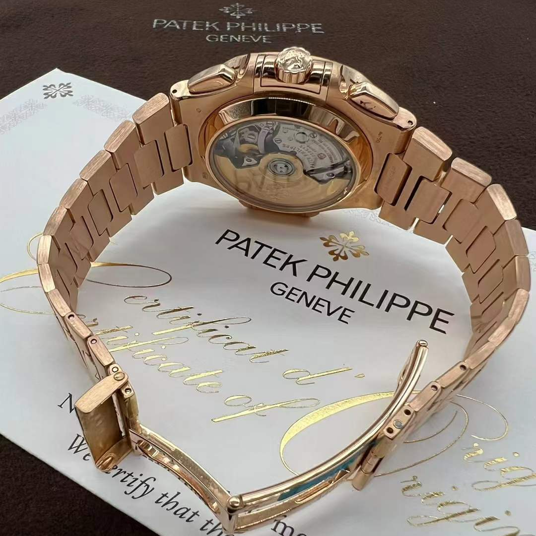 Patek Philippe Nautilus Rose gold