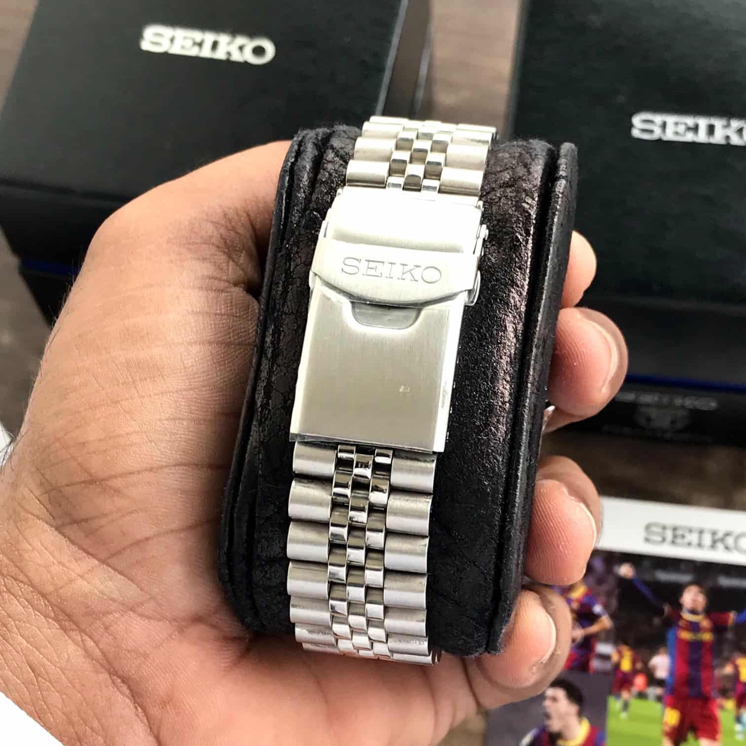 Seiko 5 Sports Black Bezel Grape Jubli Chain Automatic Mens Watch