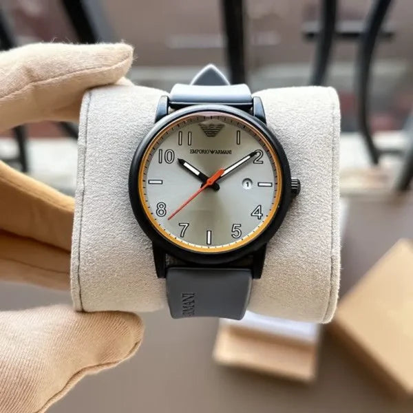 Stylish Emporio Armani Watch For Men — zoomed view