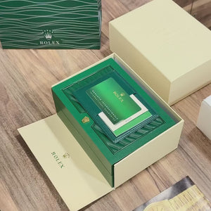 Rolex Green DateJust Automatic 41mm (Original Size)