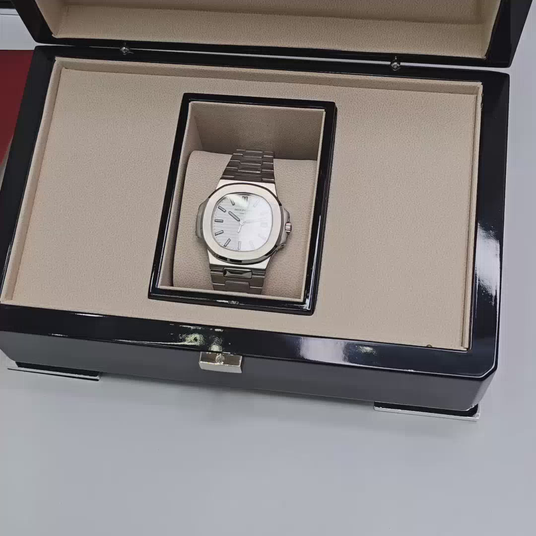 Patek Philippe Nautilus 5711/1A White Dial