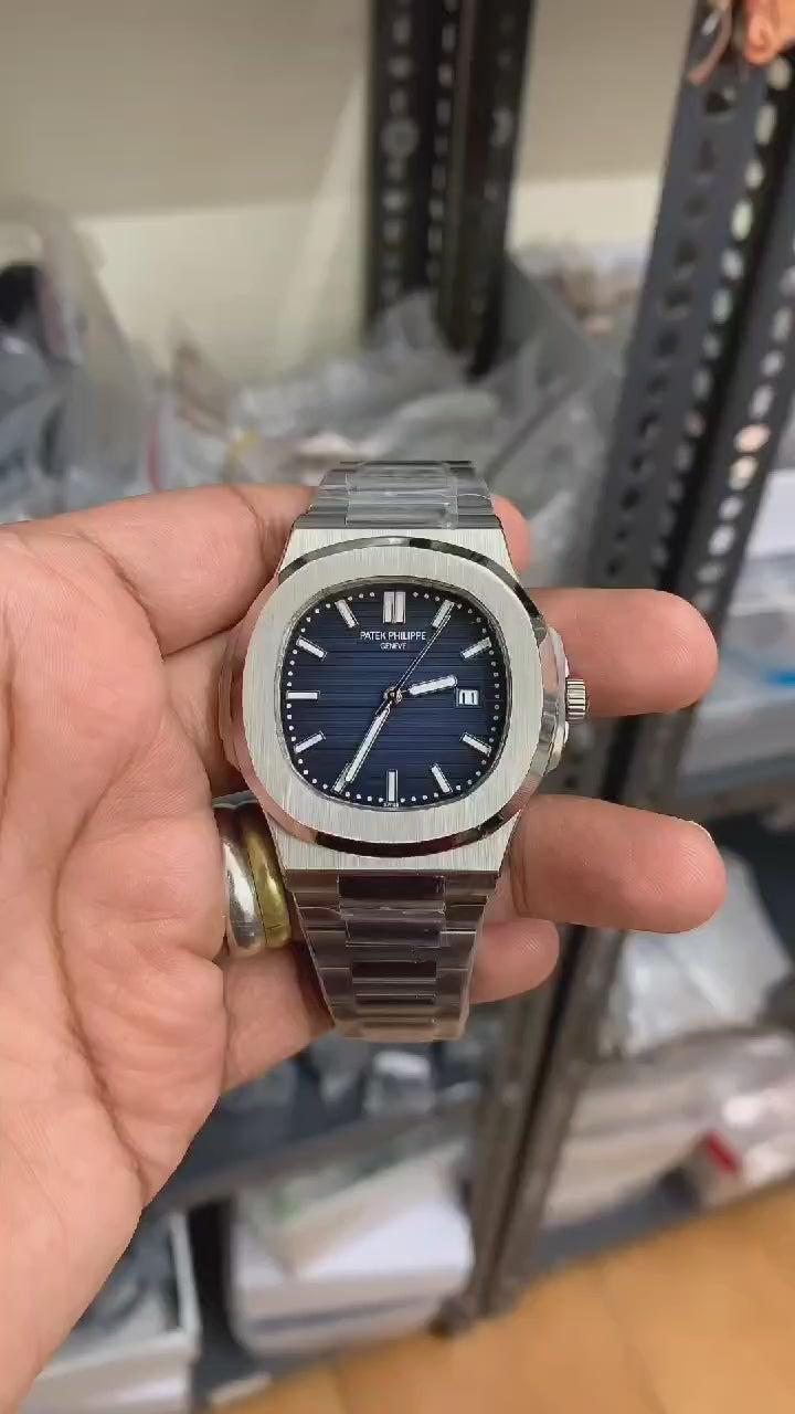 PATEK PHILIPPE NAUTILUS 5711/1A