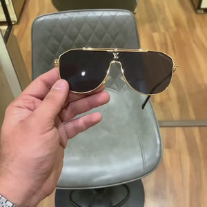 LOUIS VUITTON Sunglass Unisex Model