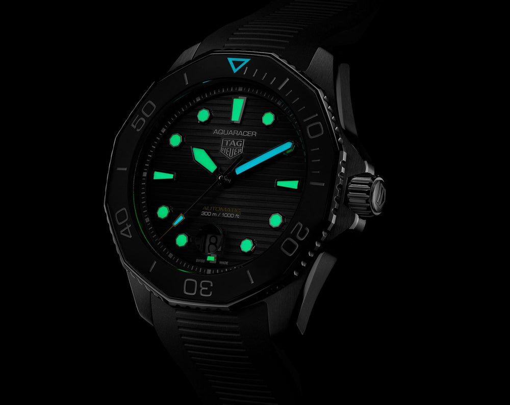 100% Authentic TAG Heuer Aquaracer Professional 300