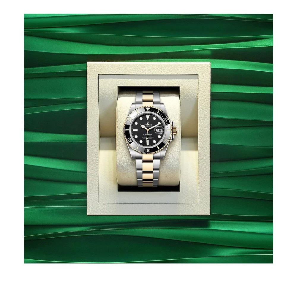 Rolex Submariner Gold & White Chain with Black Dial  Date Automatic