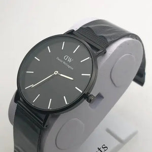 Daniel Wellington  Black And Golden