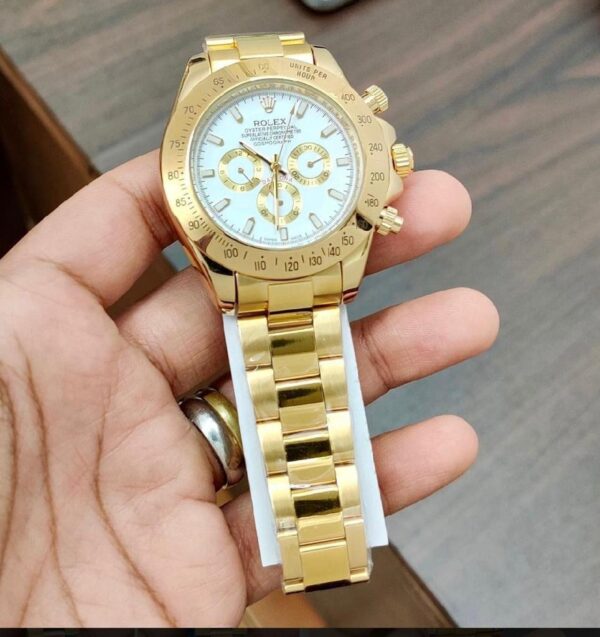 Rolex Daytona Gold Watch For Men — zoomed view