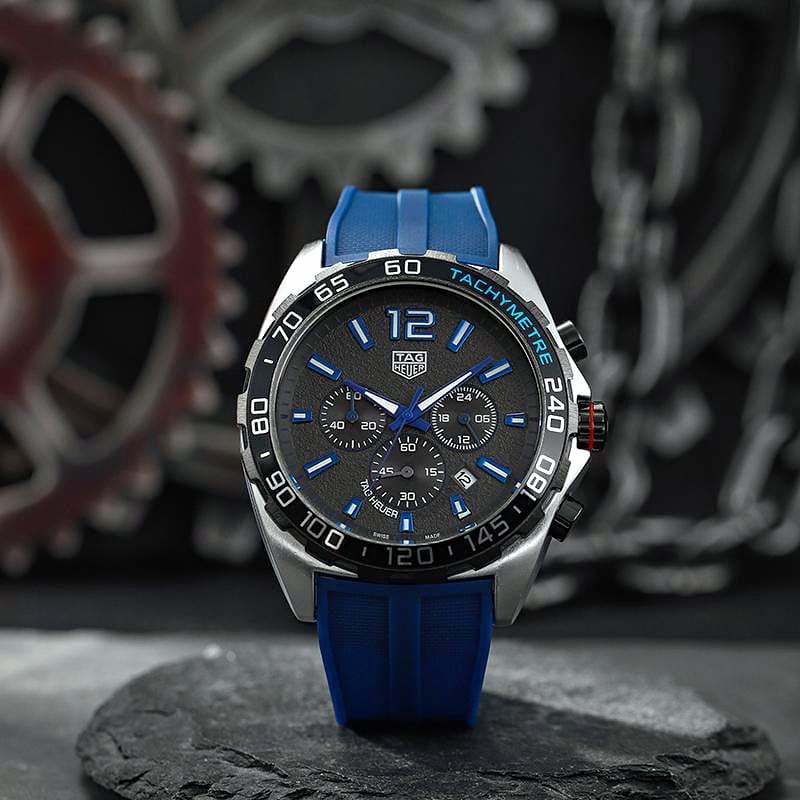 Tag Heuer Carrera Chronograph 💙 — zoomed view